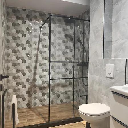 Deleric إيفوري نورد